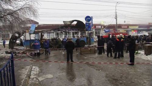 Nuovo attentato a Volgograd Esplosione su un filobus: almeno 14 morti e 41 feriti