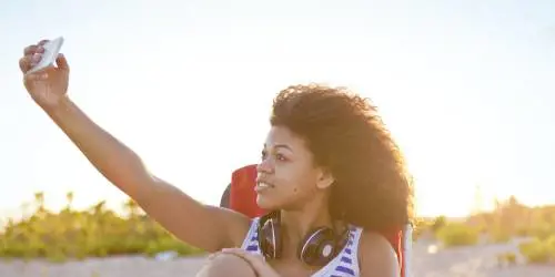 Come guadagnare scattandosi un selfie