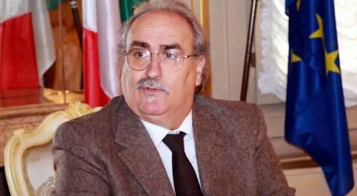 Il neo prefetto di Vicenza: "Quando vado allo stadio mi porto dietro la mazza"