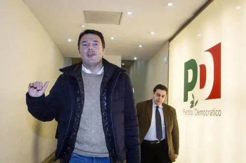 Matteo difende i soldi dei prof ma spolpa i suoi dipendenti