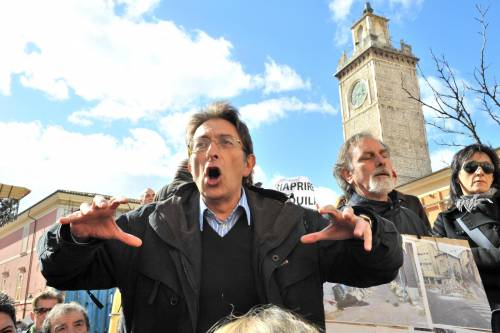 Massimo Cialente (foto d'archivio del 21 febbraio 2010)