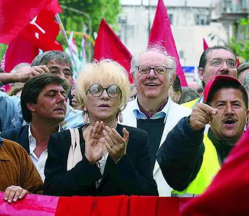 Parco intitolato alla Rame o a Sandra e Raimondo?