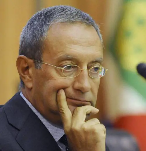 Il governo su Tim Brasil: «È un asset strategico»