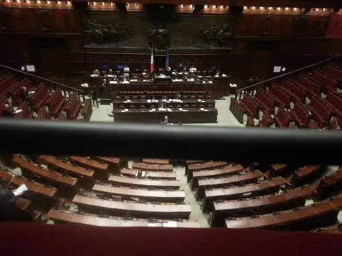 L'aula vuota questa mattina prima dell'intervento del ministro