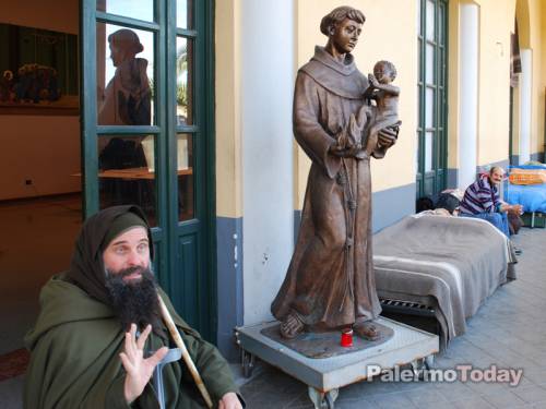 "Miracolato" a Lourdes il missionario palermitano Biagio Conte