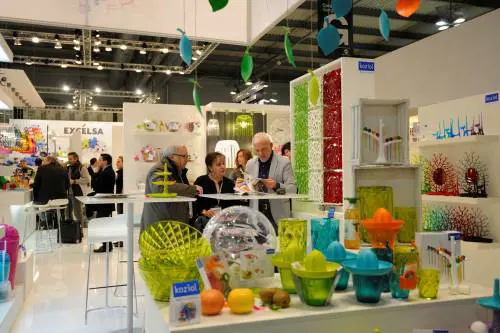 Lo shopping diventa smart e il negozio si allea con il web