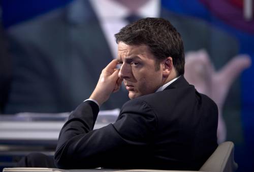 Renzi tira dritto sull'Italicum: "Partitini arrabbiati? Si arrangino" 