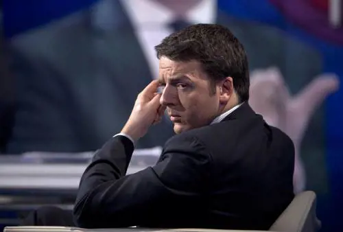 Renzi tira dritto sull'Italicum: "Partitini arrabbiati? Si arrangino" 