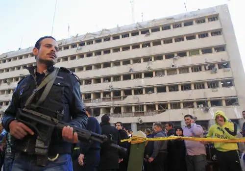 Il quartier generale delle forze di sicurezza al Cairo