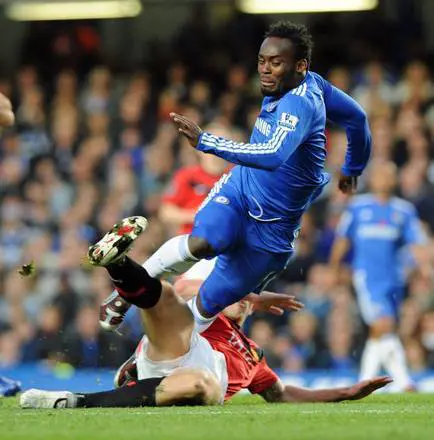 Essien-Milan, è fatta. Il ghanese in serata a Milano