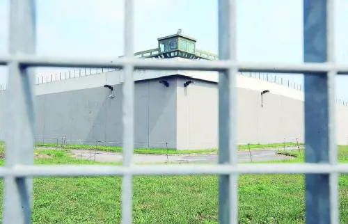 Ferito da tre pistolettate Un anno fa il suo socio colpito allo stesso modo