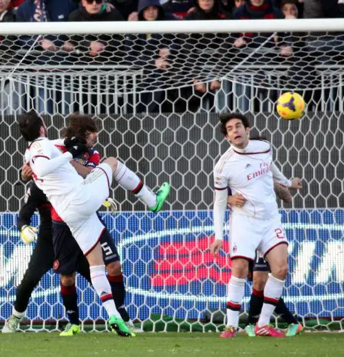 Balo-Pazzo, ribaltone Milan Seedorf dimentica la coppa 