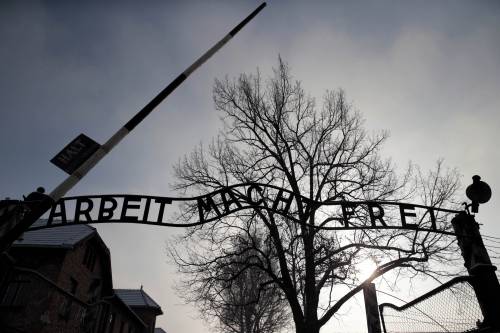 Furto ad Auschwitz, l’'antisemitismo odia ancora