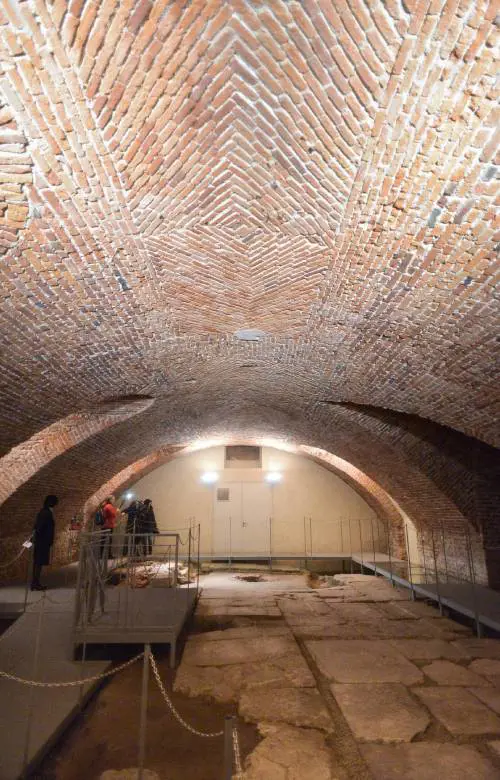 Un foro romano nel cuore della città