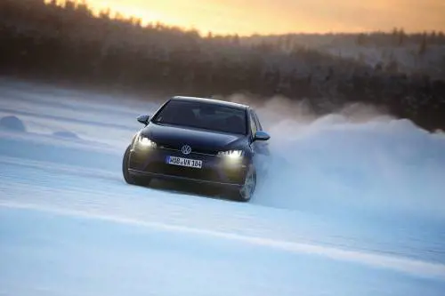 Volkswagen Golf R: elogio della rabbia