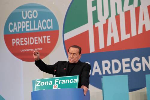 Berlusconi tifa Renzi per varare le riforme: "E tra un anno lo batto"
