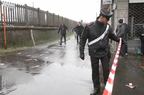 Gallarate, i carabinieri sul luogo della sparatoria