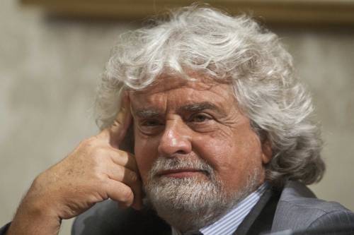 Grillo: "Ora tutti chiedono l'impeachment per Napolitano"