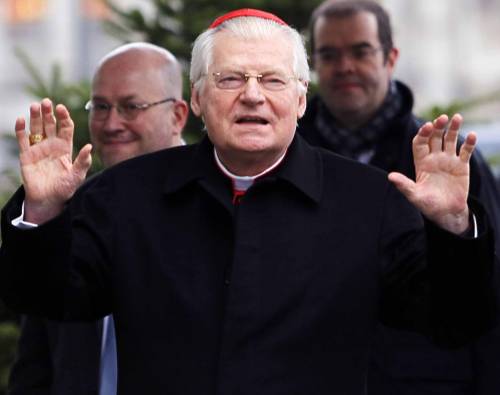 Il cardinale Scola sui migranti: "Non possiamo accogliere tutti"