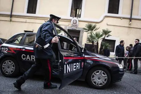 Castellammare di Stabia, ladri fermati con una copia di Diabolik nello zaino