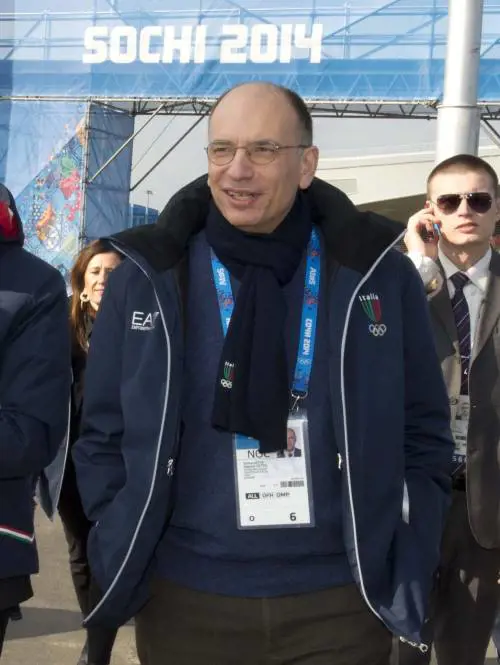 Letta saluta l'Italia