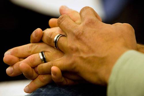 Svolta di Obama: alle coppie gay stessi diritti federali delle coppie etero