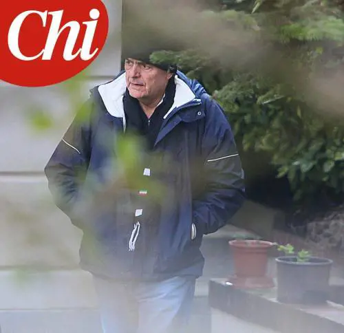 Bersani dopo il ricovero: ecco le prime immagini