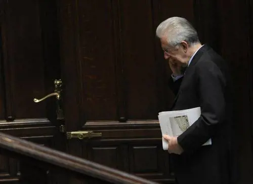 Tetto agli stipendi pubblici, ecco il flop dei tagli di Monti