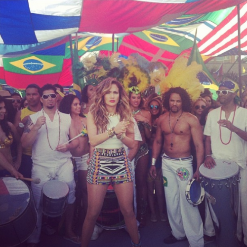 Jennifer Lopez nel backstage del video per Brasile 2014
