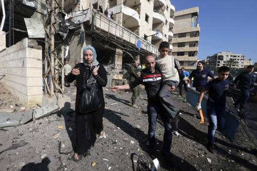 Due esplosioni nella zona sud di Beirut: almeno cinque morti