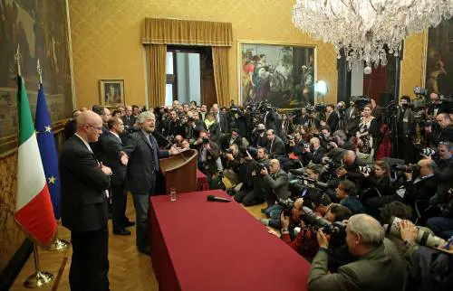 Renzi-Grillo, chi ha vinto?