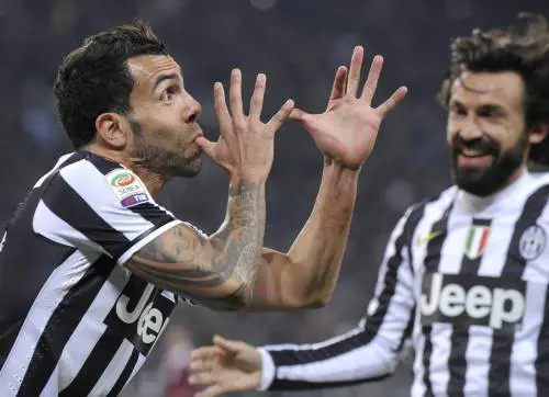 Basta un colpo di Tevez. La Juve si fa un altro derby
