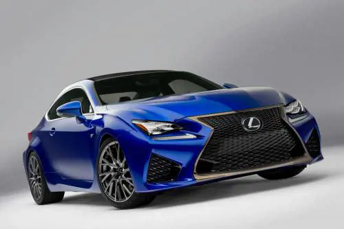 Lexus RC F: tremate Audi RS5 e Mercedec C 63 AMG