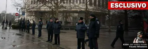 Crimea, i filorussi occupano il Parlamento