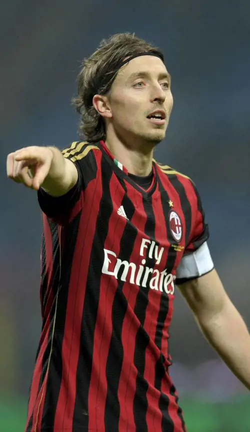 Montolivo: "Basta fare proclami, sarà il campo a parlare"