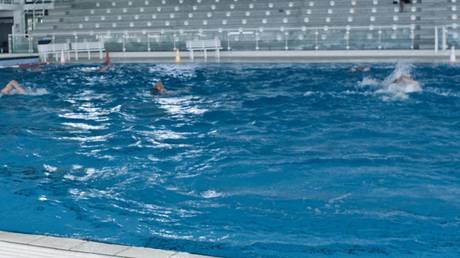 Treviso, costringe il figlio 14enne a "doparsi" per vincere gare di nuoto