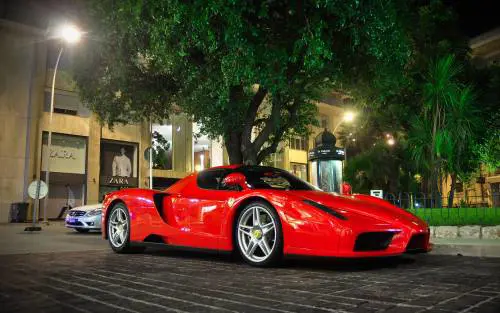 Il Cavallino vola all'estero?