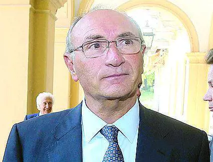 Blackrock primo socio di Unicredit