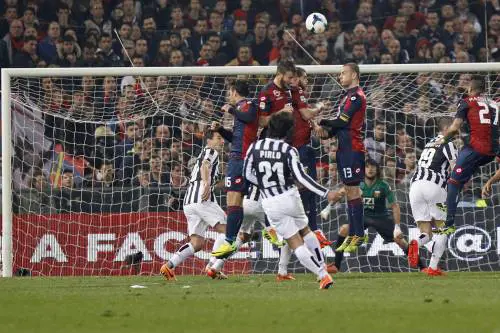 Buffon salva, Pirlo colpisce. La Juve corre a 100 all'ora