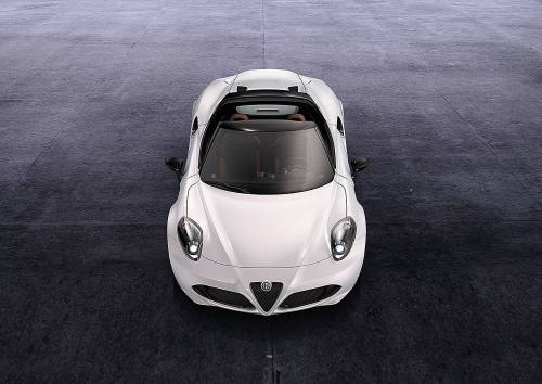 Alfa Romeo 4C Spider, orgoglio italiano a cielo aperto