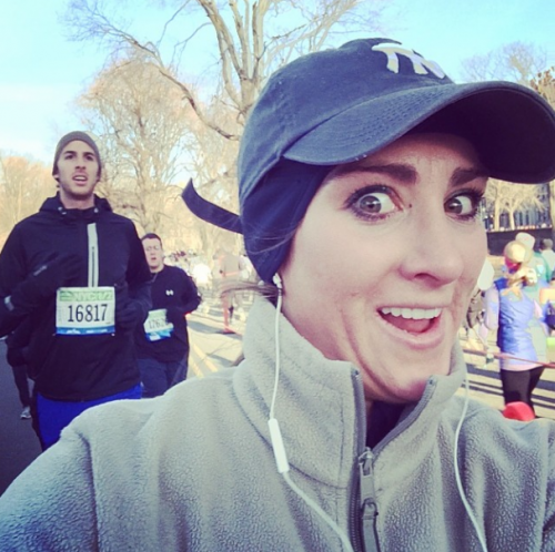 La runner corteggiatrice: selfie con gli atleti più belli