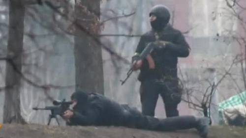 I cecchini di Kiev armati dall'opposizione? Una balla. Lo dice la "presunta fonte"