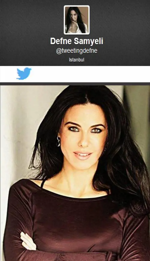 La modella Defne Samyeli in una foto tratta dal suo profilo Twitter