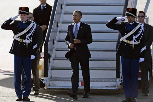 Crimea, Obama avverte: "Mosca fuori dal G8" La Russia: "Non può farlo"
