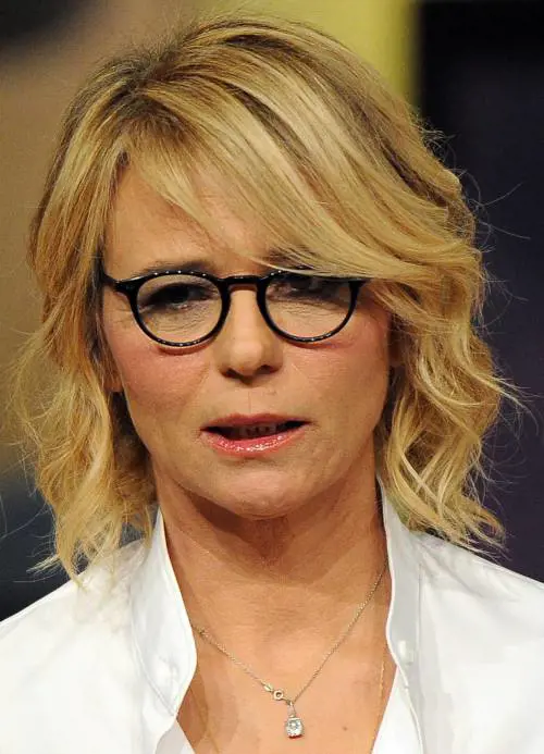 De Filippi: "Tra Costanzo e Katia Ricciarelli c'è feeling"