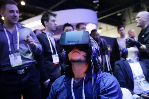 Ora Facebook compra Oculus: scommette sulla realtà virtuale