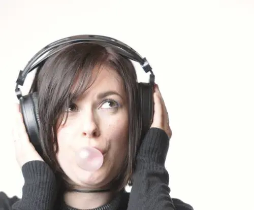 R101 riparte nel nome della (grande) musica