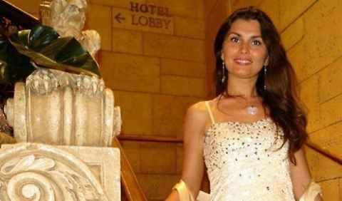 E Berlusconi voleva lanciare miss Folletto