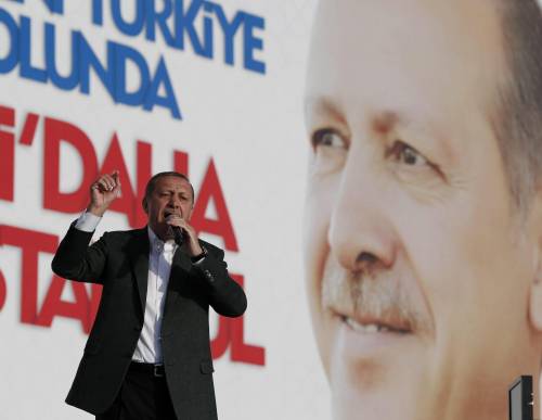 Erdogan senza freni, ora chiude pure Youtube