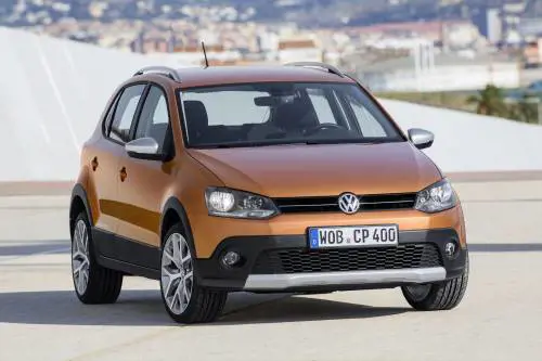 Volkswagen Polo,  restyling e versione cross